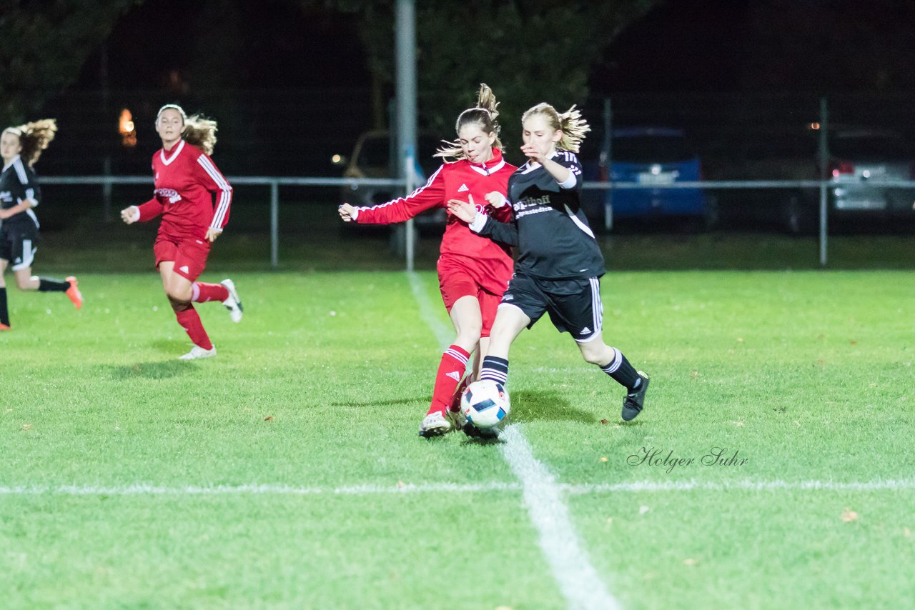 Bild 151 - Frauen SG Krempe/ETSV F. Glueckstadt - TSV Heiligenstedten : Ergebnis: 8:0